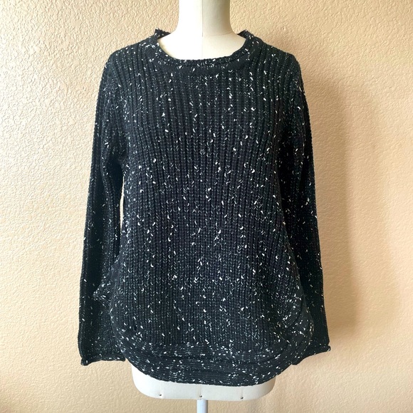 Black & White Popcorn Sweater - Picture 1 of 5